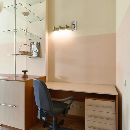 студія з видом на майдан незалежності Apartment Kiew